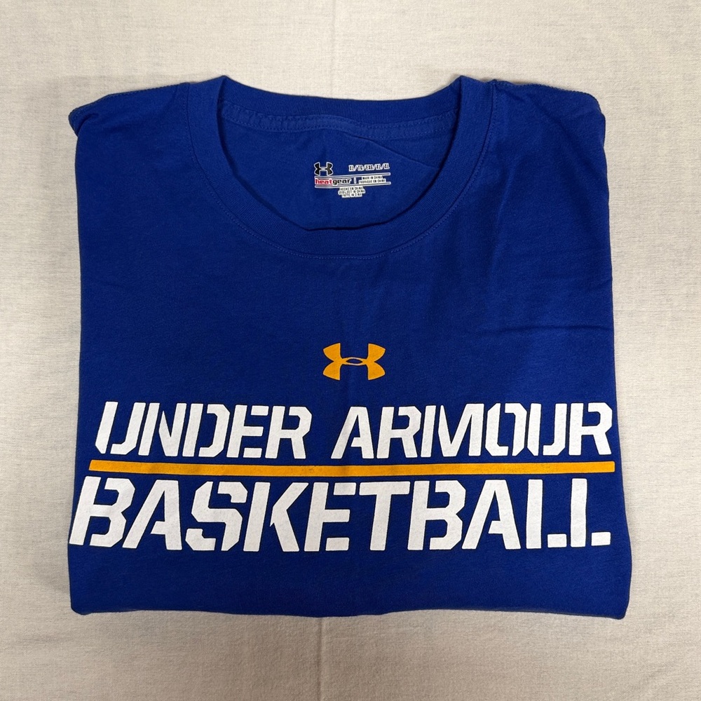 Under Armour T-shirt